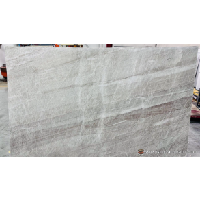 19411A - quartzite countertop